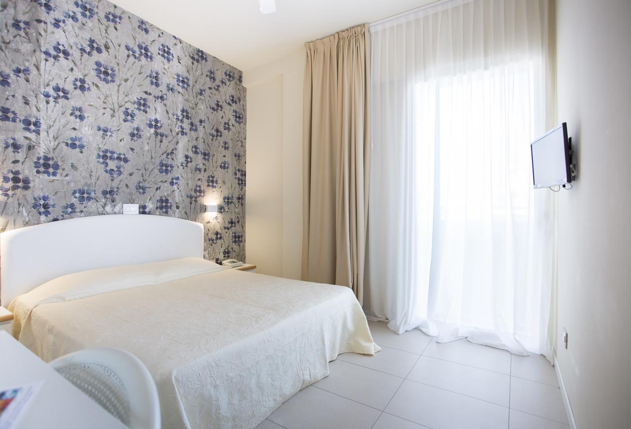 Sirena Boutique Hotel Gabicce Mare Exterior photo